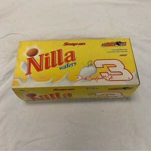 2002 Action 1:24 #3 Dale Earnhardt Jr Nilla Wafers/Nutter Butter Monte Carlo